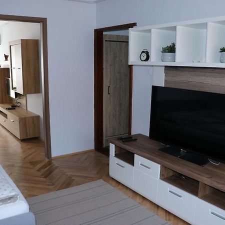 Petofi Apartman Apartment แซแก็ด ภายนอก รูปภาพ